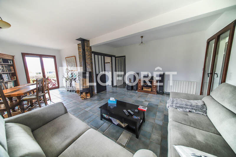 Maison - 97 m² - 5 pièces