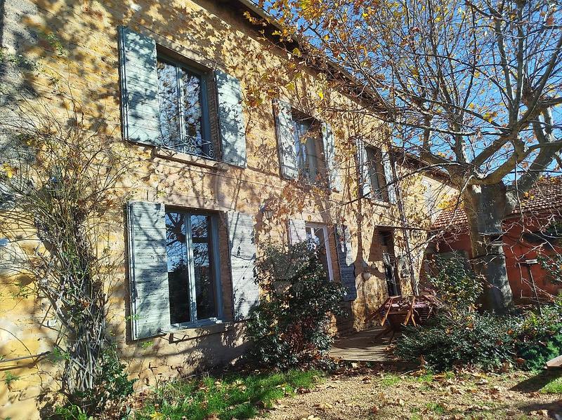 Maison en pierre - 196 m² - 5 pièces