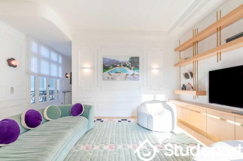 Appartement - 160 m² - 5 pièces