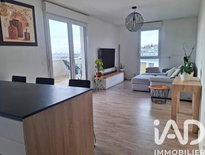 Appartement - 90 m² - 4 pièces