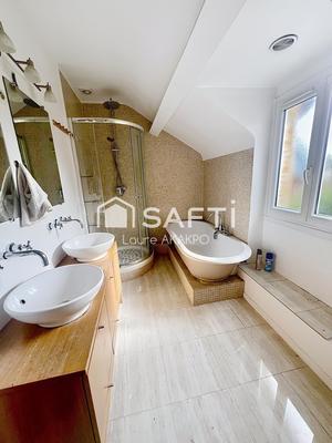 Maison - 87 m² - 3 pièces