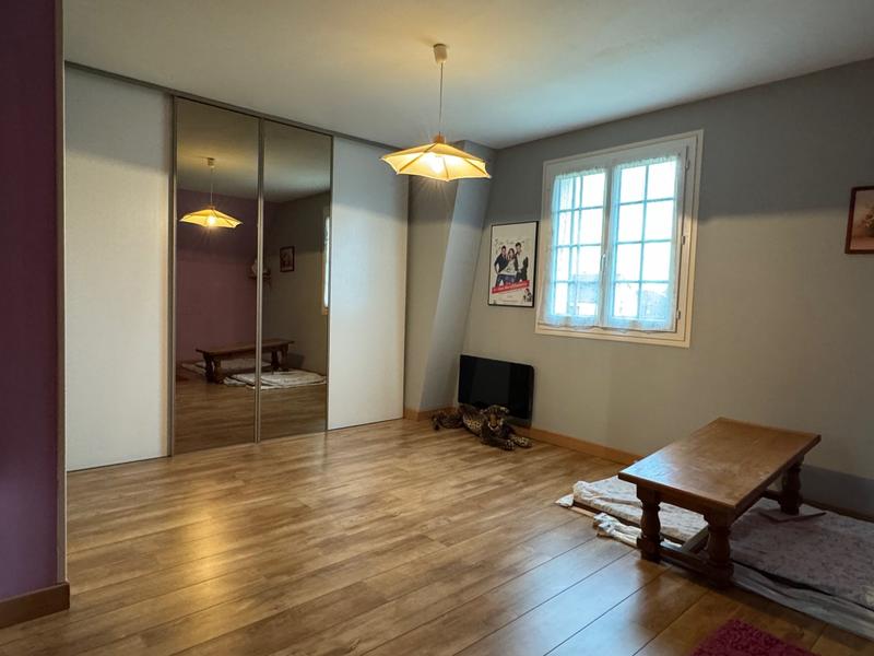 Maison - 176 m² - 5 pièces