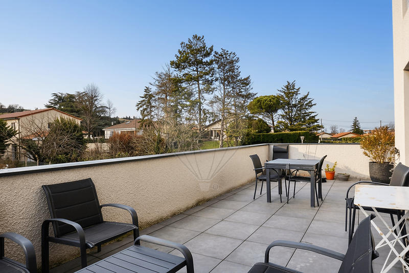 Appartement - 89 m² - 4 pièces