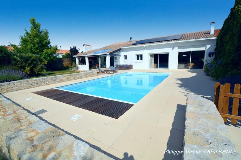 Villa - 196 m² - 7 pièces