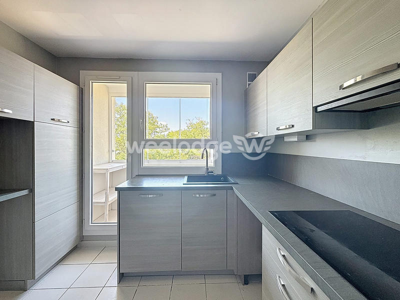 Appartement - 81 m² - 5 pièces