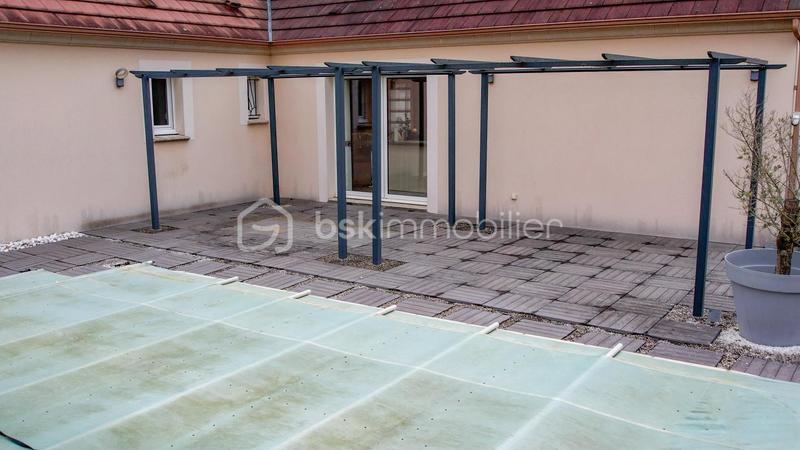 Maison - 138 m² - 5 pièces