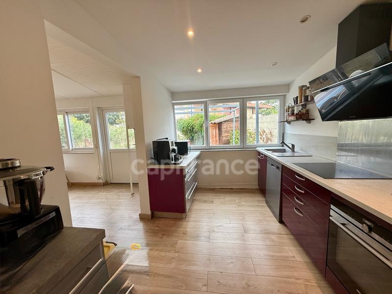 Maison - 102 m² - 6 pièces