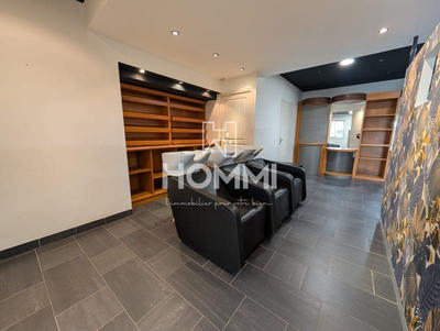 Local commercial - 74 m²