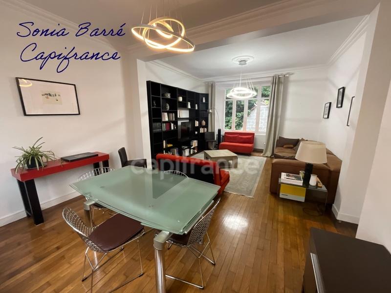 Appartement bourgeois - 83 m² - 4 pièces
