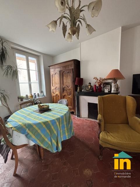 Maison de ville - 110 m² - 3 pièces