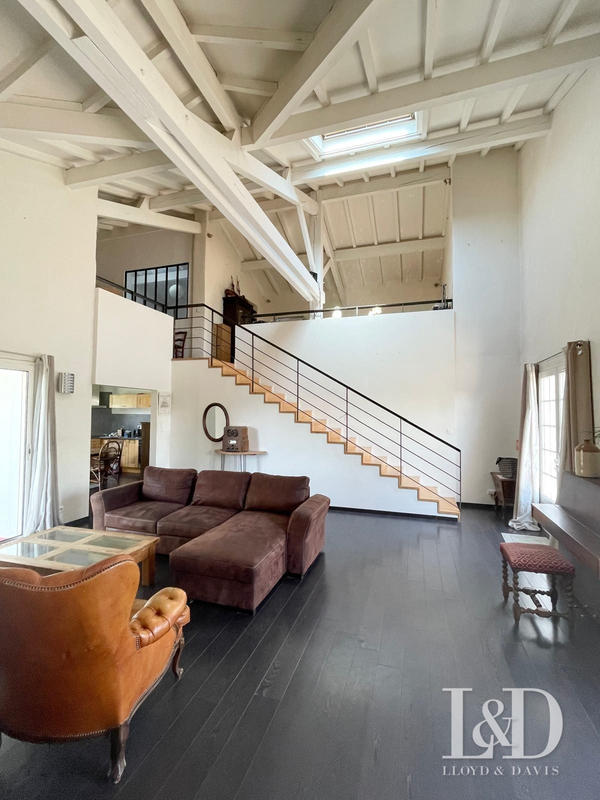 Maison - 157 m² - 5 pièces