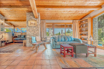 Maison ancienne - 235 m² - 8 pièces