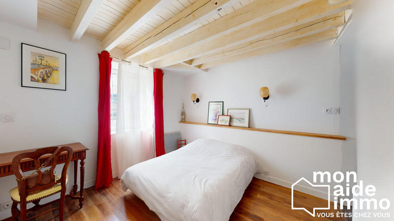 Maison - 180 m² - 7 pièces