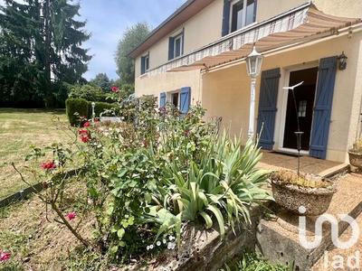 Maison - 198 m² - 5 pièces