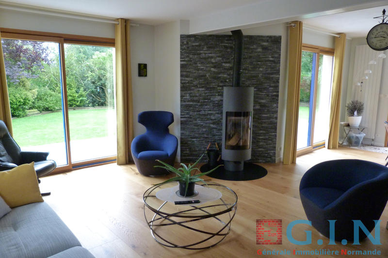 Maison - 163 m² - 7 pièces