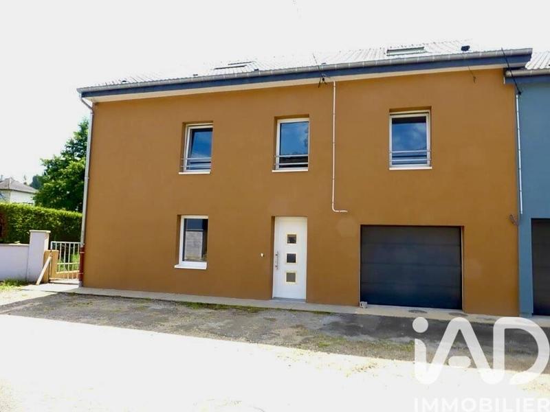 Maison - 193 m² - 8 pièces