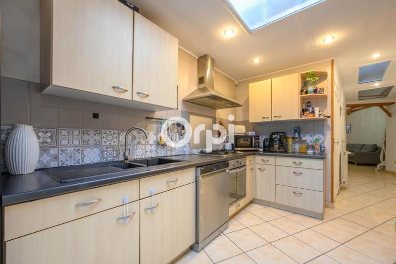 Maison - 111 m² - 4 pièces