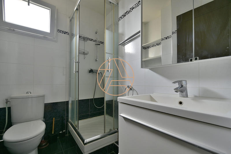 Appartement - 82 m² - 4 pièces