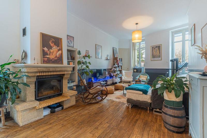 Appartement - 82 m² - 3 pièces