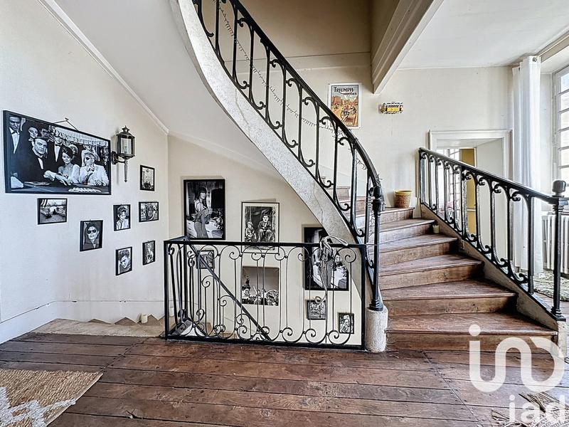 Maison de ville - 294 m² - 9 pièces