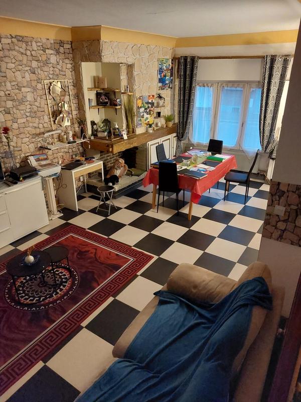 Maison ancienne - 180 m² - 5 pièces