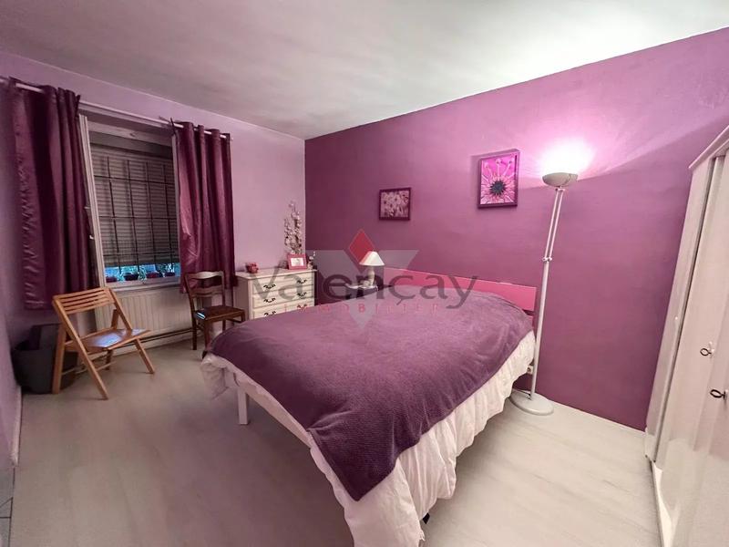 Appartement - 105 m² - 4 pièces