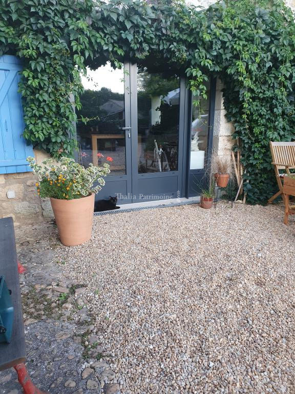 Maison - 213 m² - 7 pièces