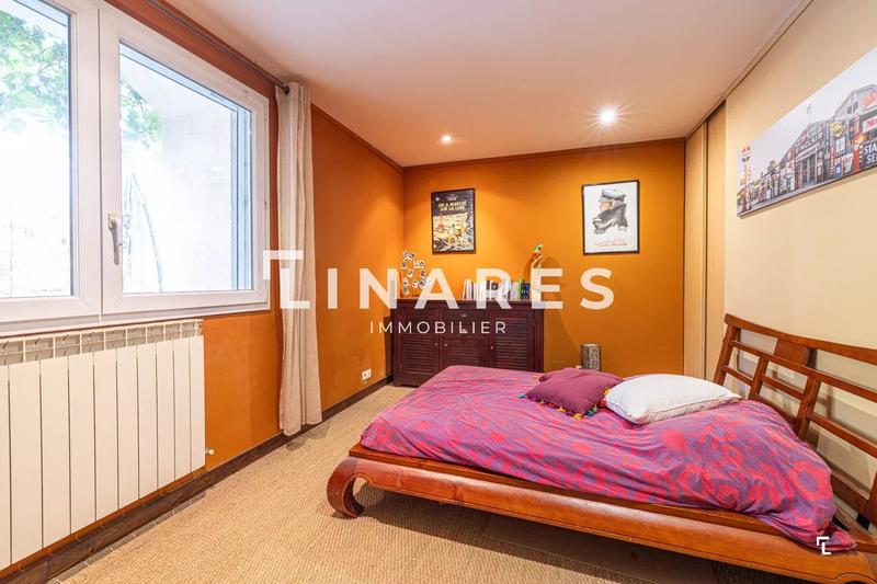 Villa - 217 m² - 5 pièces