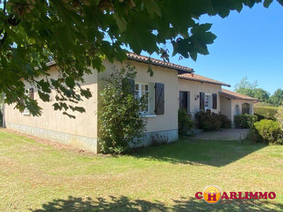 Maison traditionnelle - 120 m² - 4 pièces