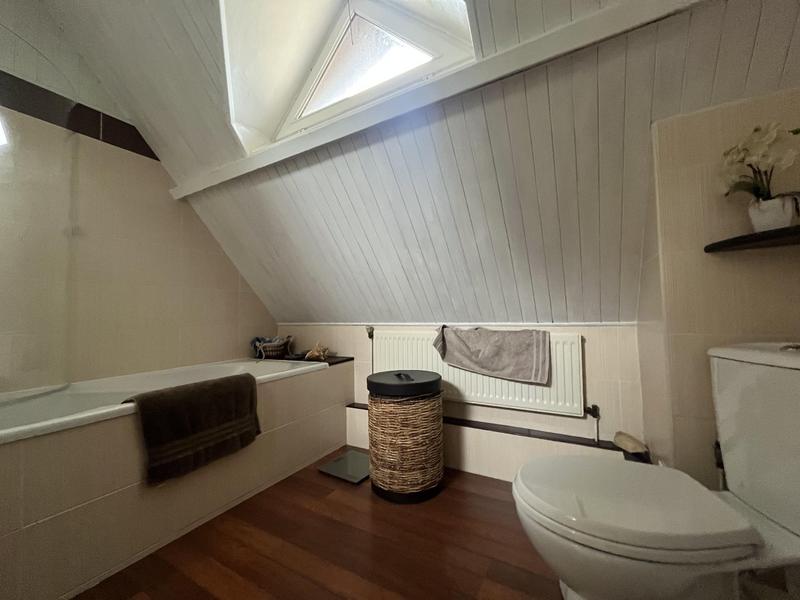 Maison - 170 m² - 5 pièces