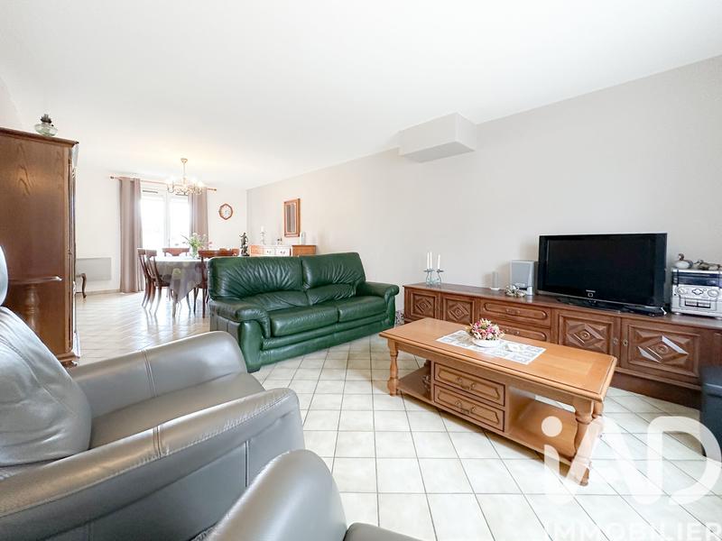 Maison - 90 m² - 5 pièces