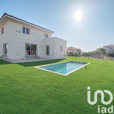 Maison - 139 m² - 6 pièces