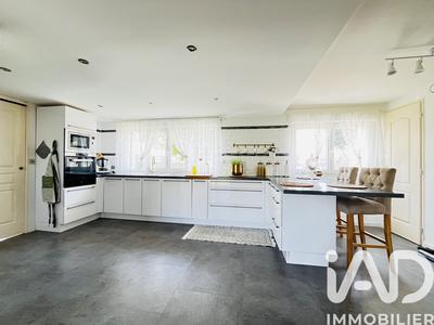 Maison - 137 m² - 4 pièces