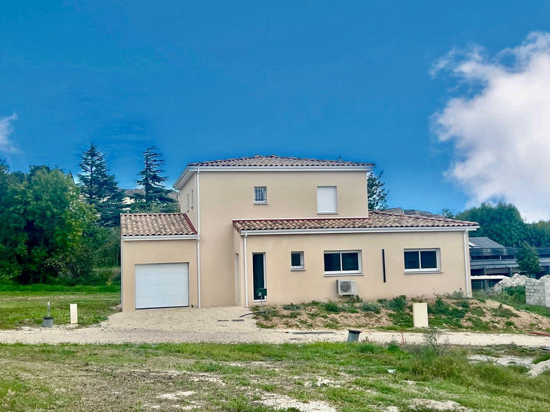 Villa - 150 m² - 5 pièces