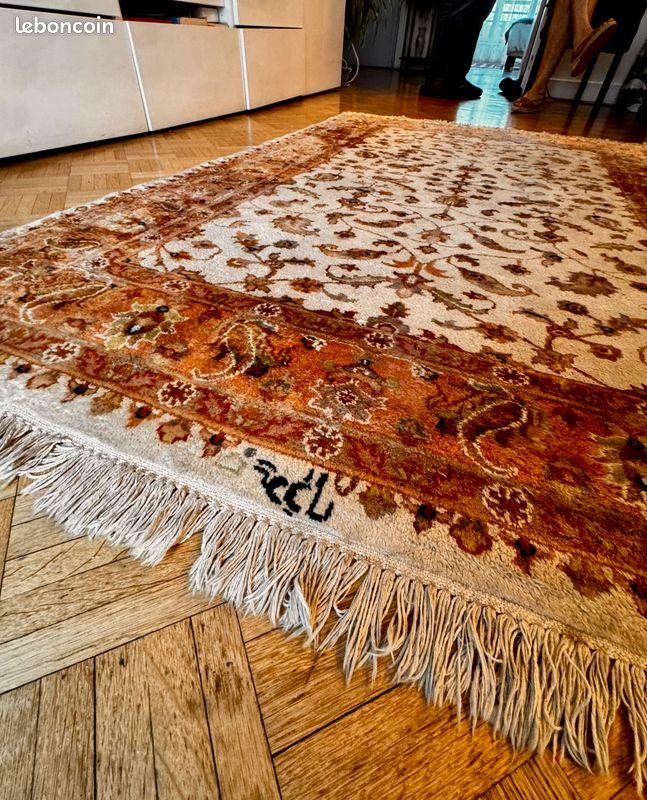 Tapis d'iran d'origine fait main