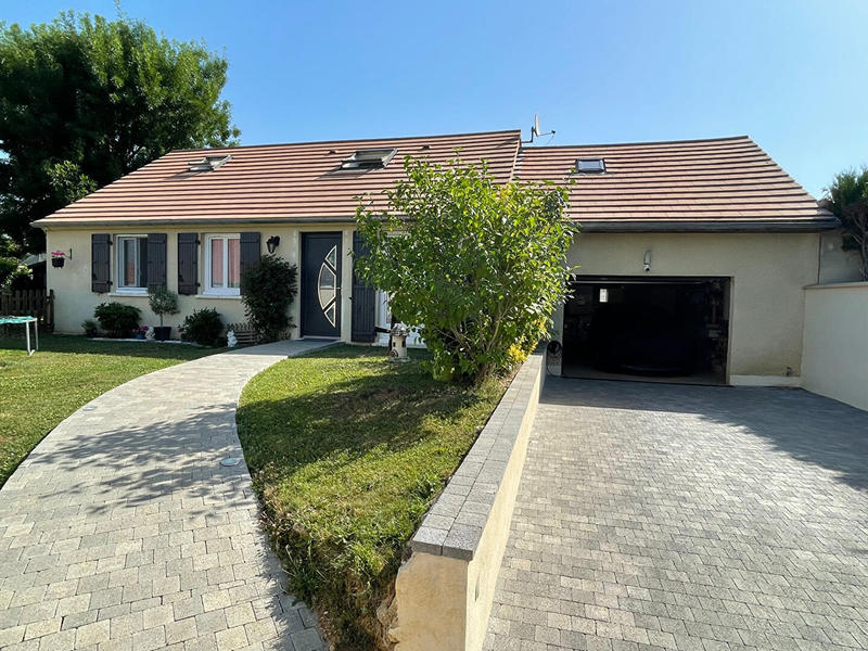 Maison - 120 m² - 5 pièces