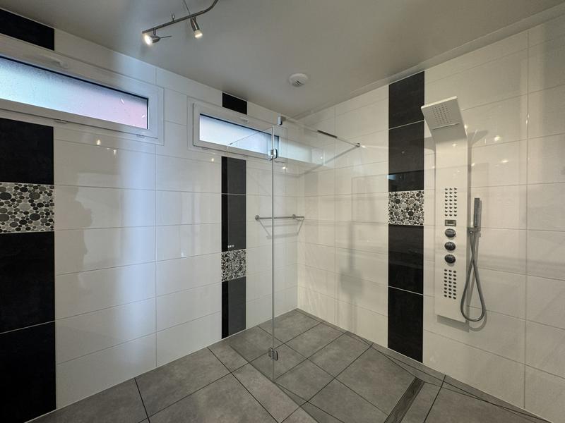 Maison - 195 m² - 6 pièces