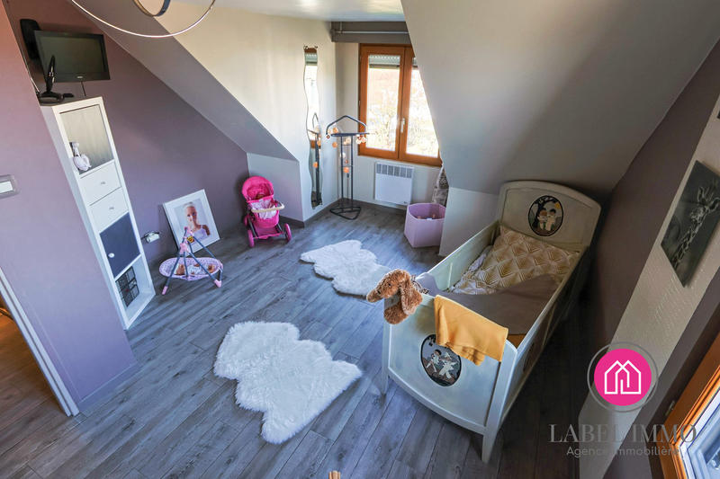 Maison - 140 m² - 6 pièces