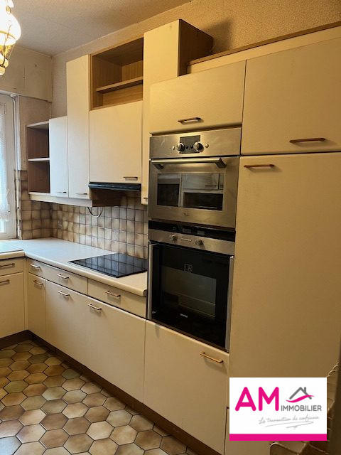 Maison - 128 m² - 7 pièces