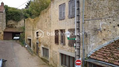 Maison - 150 m² - 1 pièce