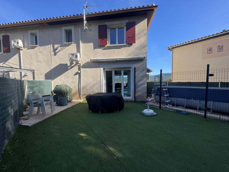 Maison - 92 m² - 4 pièces