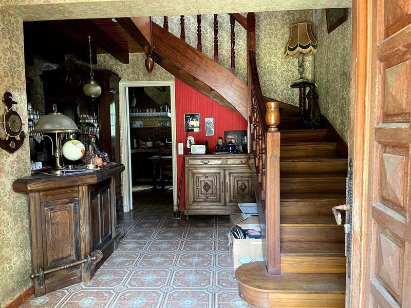 Maison - 200 m² - 9 pièces