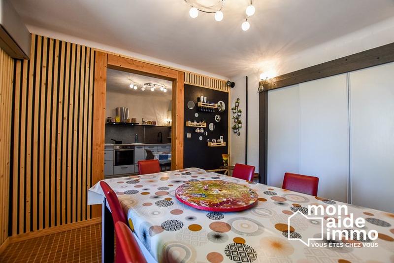 Maison - 104 m² - 5 pièces