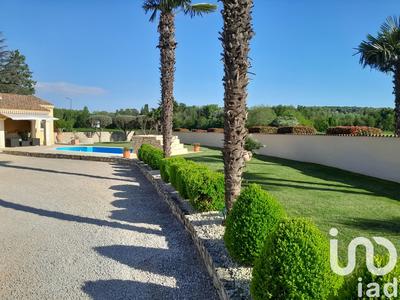 Maison - 186 m² - 6 pièces