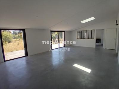 Maison - 134 m² - 5 pièces