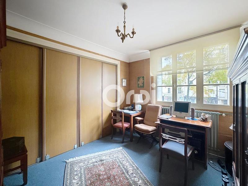 Appartement - 110 m² - 6 pièces