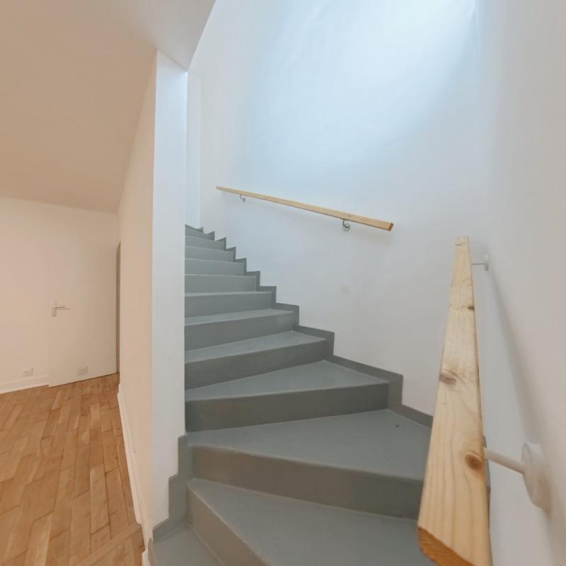 Appartement - 90 m² - 4 pièces