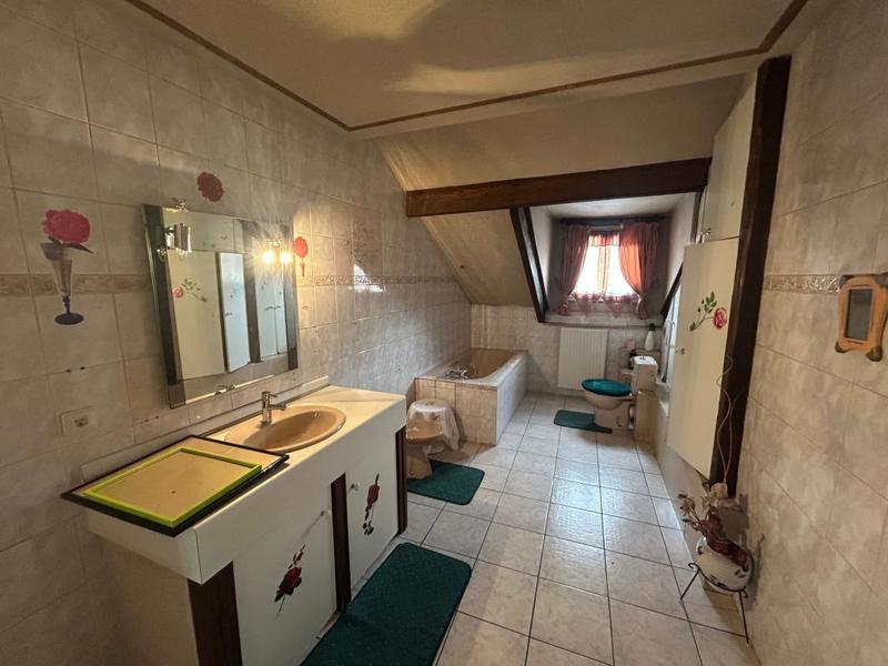 Maison - 144 m² - 6 pièces