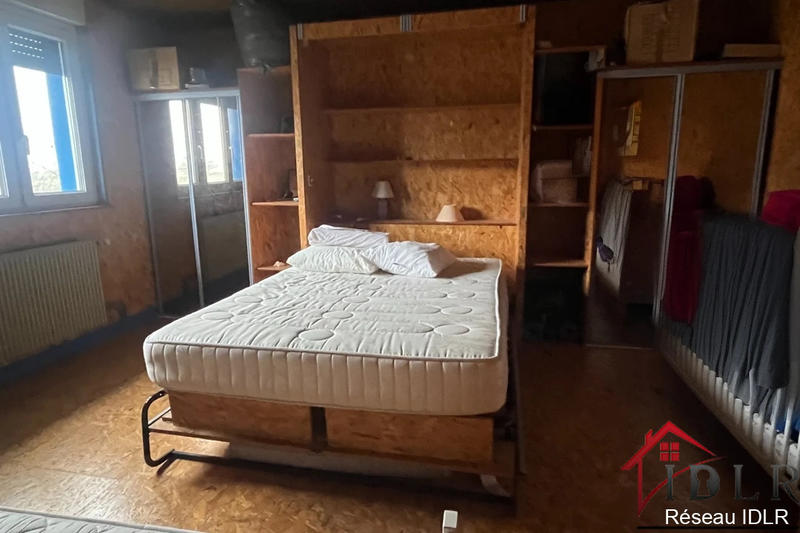 Maison - 210 m² - 8 pièces