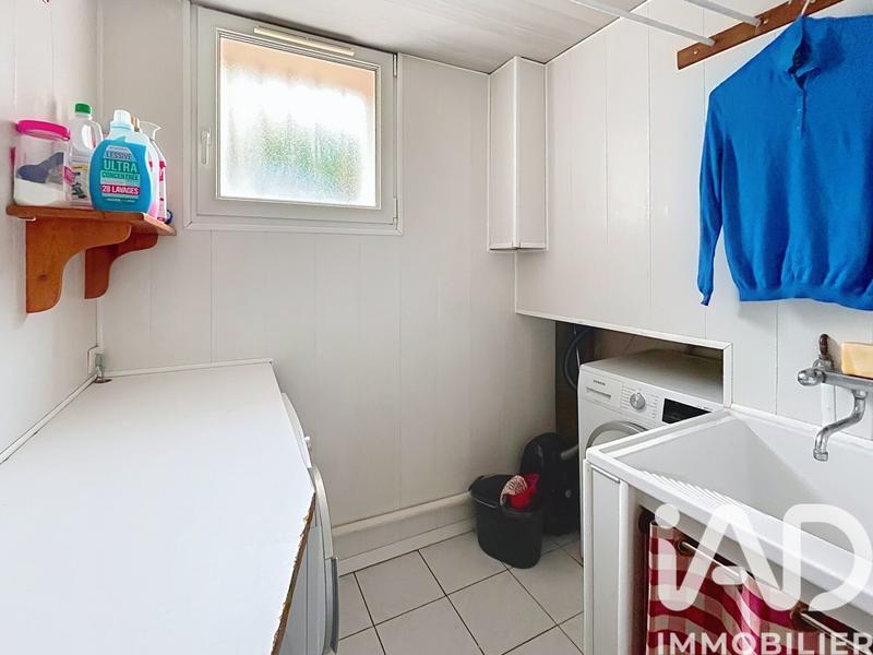 Maison - 215 m² - 8 pièces